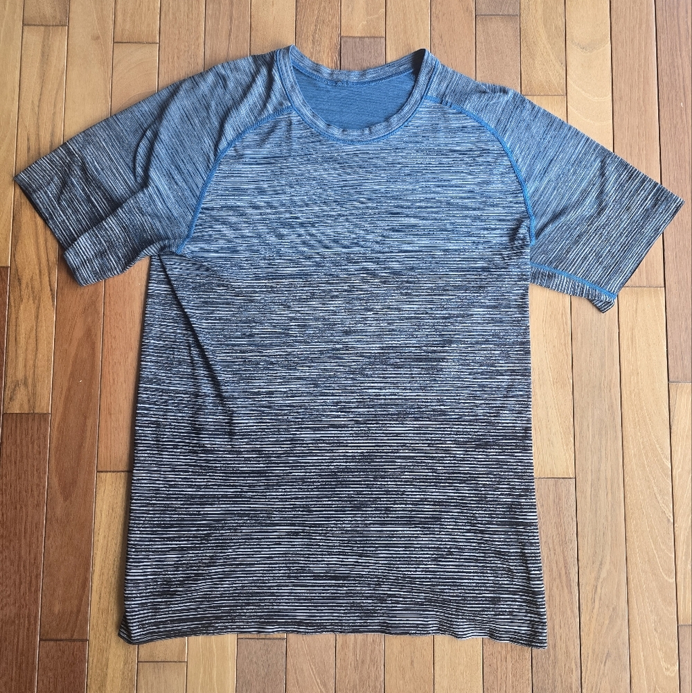 Men's lululemon Metal Vent Tech T-shirt (Size M)